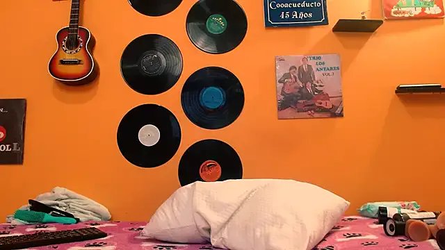 meisevil77 on StripChat