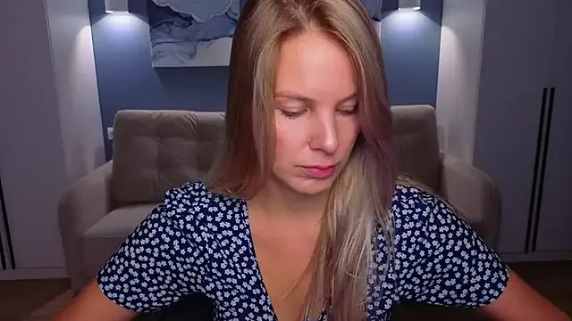 MelanieBennett on StripChat