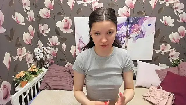 MelaniGrand on StripChat