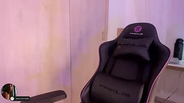 Melina_Ferrer1 on StripChat