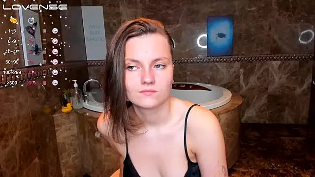 MelindaTin on StripChat