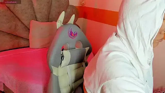 Melissa_Adamsx on StripChat