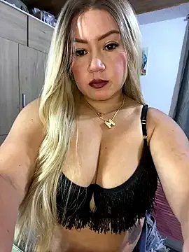 Melissa_Bianco on StripChat