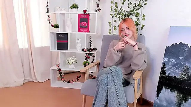 MelitaKarlen — look at my belly up close