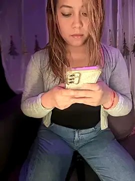 Freechat MerlyG on StripChat