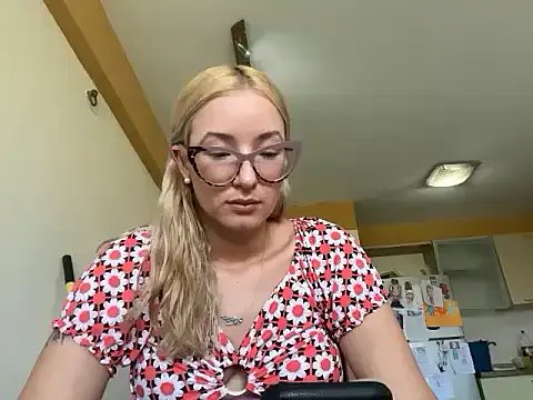 Mermaid-hana on StripChat