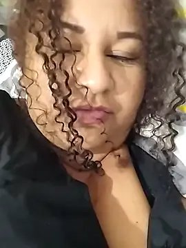 MEYBELLATINA on StripChat