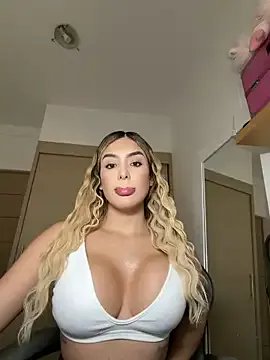 mi_suk11 on StripChat