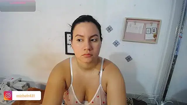 Mia__reys on StripChat