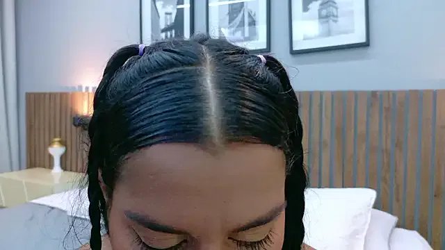 Mia_Bellefort on StripChat