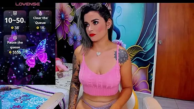 mia_bigtits17 on StripChat