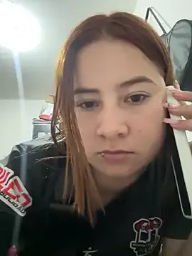 Mia_foxx_ on StripChat