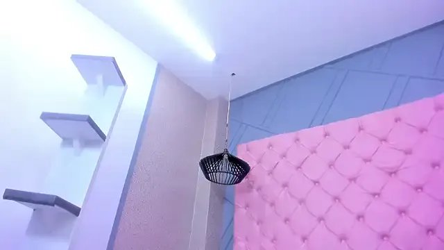 Mia_Horney on StripChat