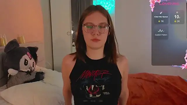 Freechat Mia_Luw on StripChat