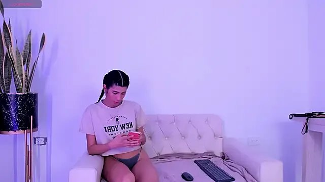 mia_roosee1 — Freechat on StripChat