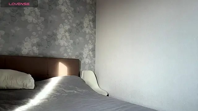 Freechat MIA_SHADE on StripChat