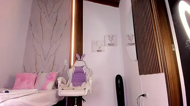 mia_six66 on StripChat