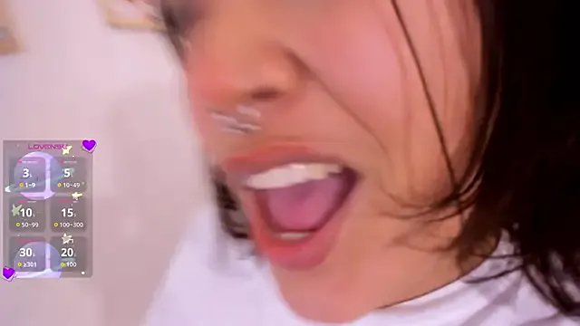 mia_yeager on StripChat