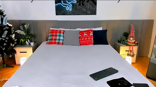 MiaBecky on StripChat