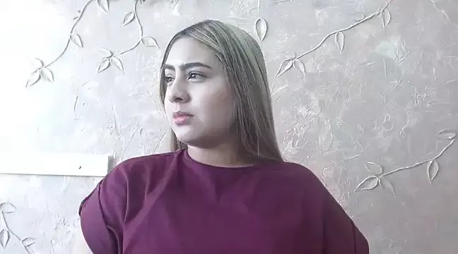 Miabonnett_ on StripChat