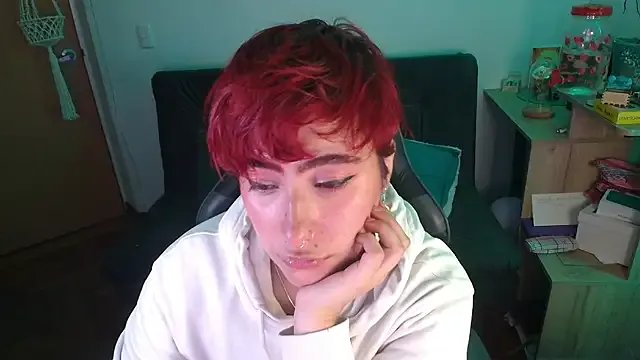 Miacatsito3 on StripChat