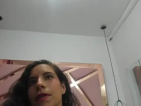 MiaCours on StripChat