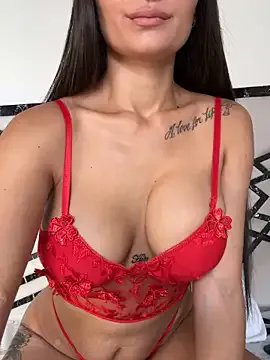 Freechat MiaKane99 on StripChat