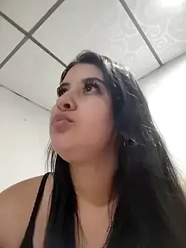 mialorents on StripChat