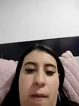 mialorents on StripChat