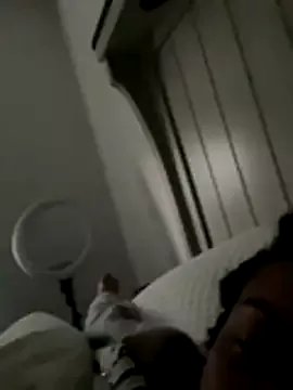 miamiworld on StripChat