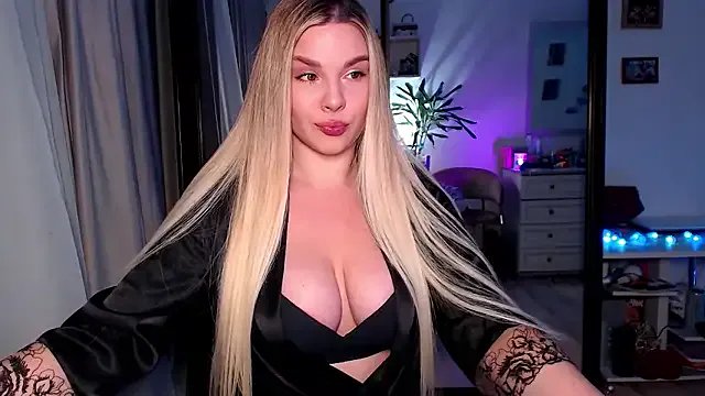 MiaMurMur on StripChat