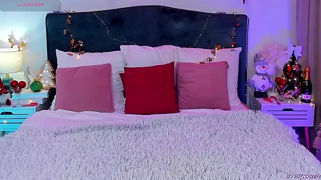 MiaMuse on StripChat