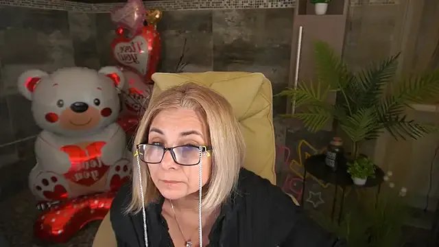 MiaRossy — sexy dance