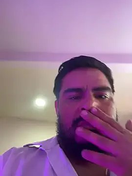 MichaelBear_ on StripChat