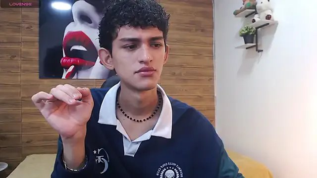 Michaelkoiv — . CUM SHOW    