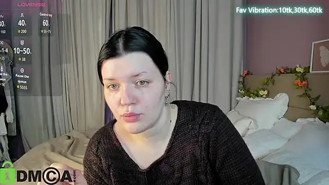 Michele_Greenn on StripChat