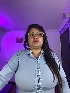 MiiaaJoness on StripChat