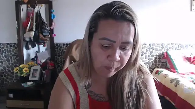 Miilu74 on StripChat