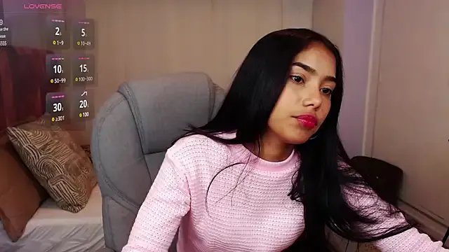 Milaa_Star_ on StripChat