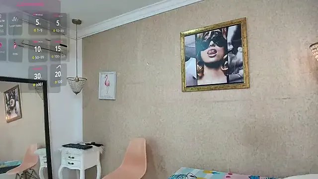 Miladiosa on StripChat