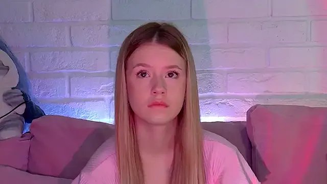 MilanaBalmain on StripChat