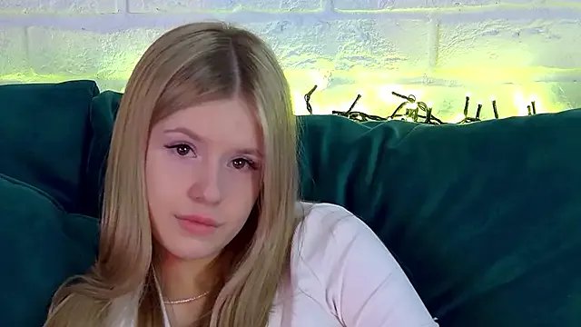 MilanaBalmain on StripChat