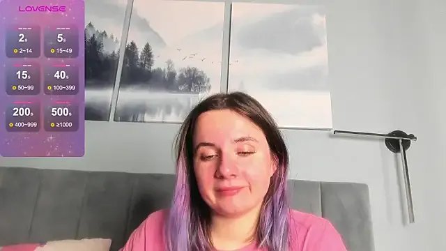 MilaniaCute on StripChat