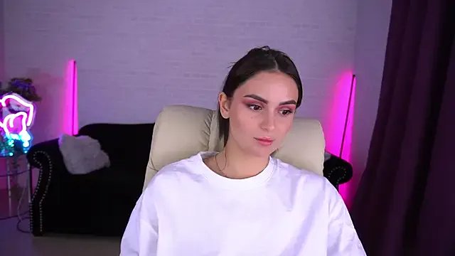 MilashaLovely on StripChat