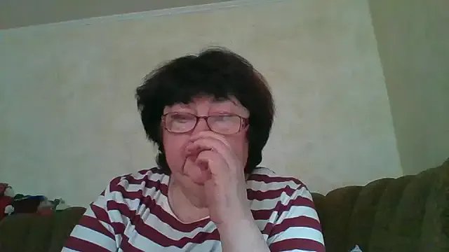 MilaSky5303 on StripChat