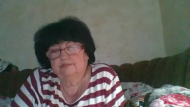 MilaSky5303 on StripChat