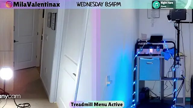 MilaValentina on StripChat