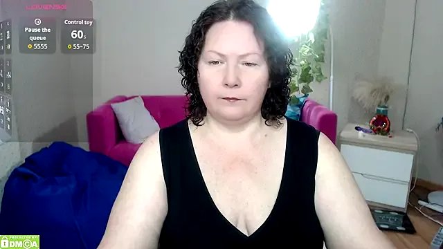 milf_hornys on StripChat