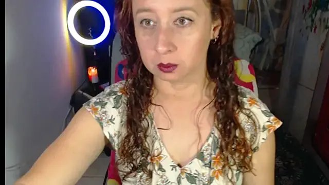 Milf_Valeria on StripChat
