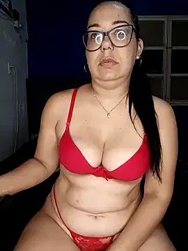 MilfTentasion on StripChat